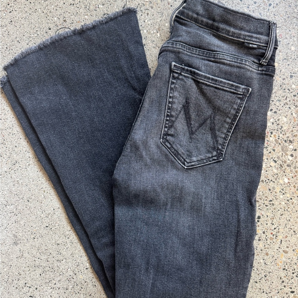 Mother Weekender Fray Flare Jeans - Picture 2 of 6